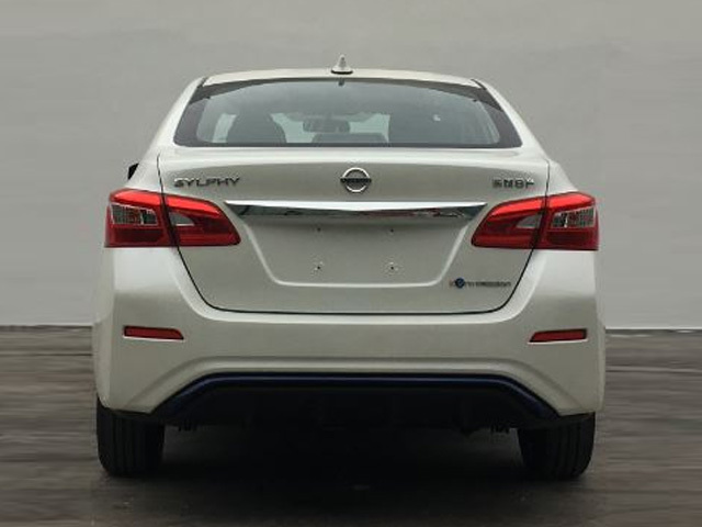 東風(fēng)日產(chǎn)軒逸將推電動版 續(xù)航或達(dá)300km