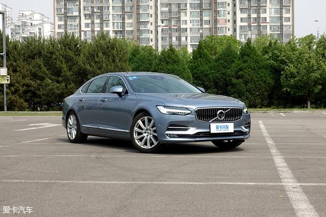 7款C級豪華轎車對比 誰擁有更高品質？