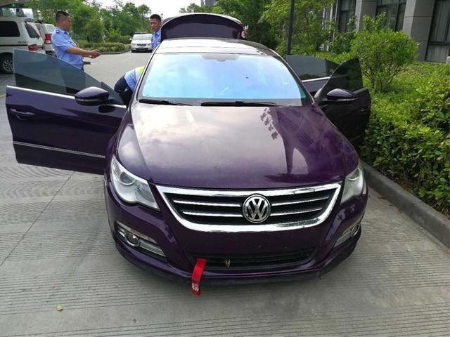 交警最喜歡查的4種車(chē) 開(kāi)著上路就得有心理準(zhǔn)備 就盯著你呢