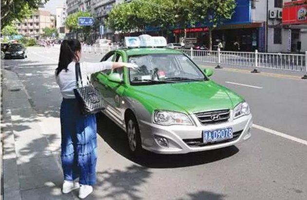 路上這7種車千萬不要跟！跟了絕對不討好