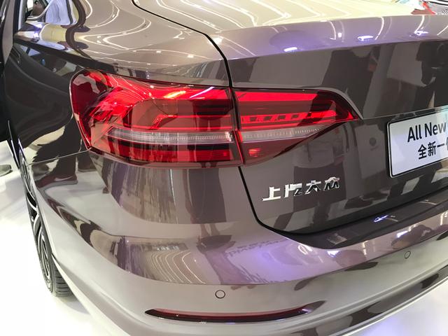 上汽大眾“銷量王” 全新一代朗逸上市 售價(jià)11.59-16.29萬(wàn)元