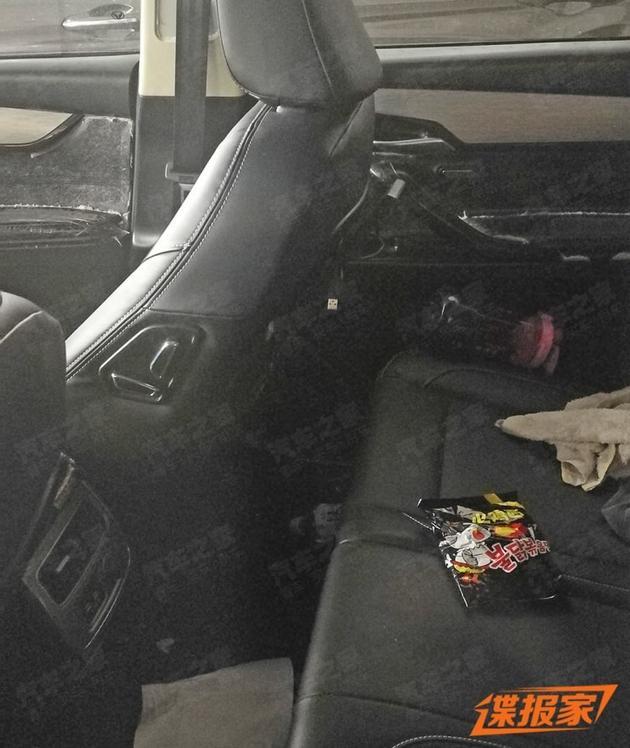 比速中大型跨界SUV車型T7諜照曝光 搭2.0T發動機