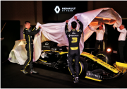 迎戰(zhàn)2019 雷諾F1車隊(duì)蓄勢(shì)待發(fā)